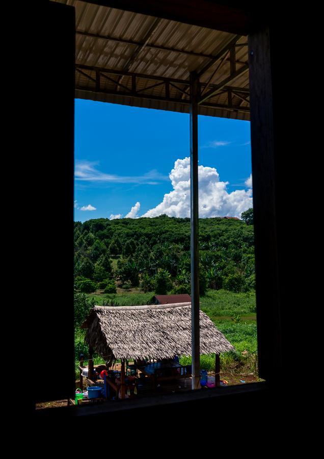 Mr Pov Home Stay Banlung Екстер'єр фото